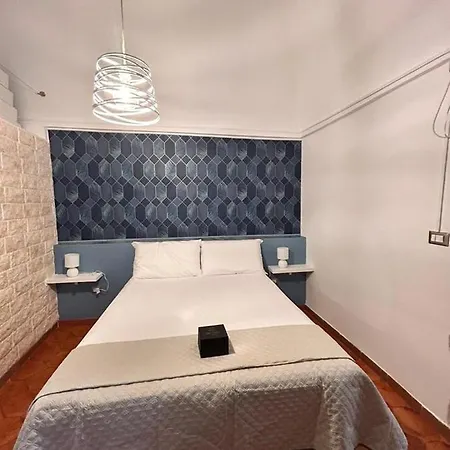 Geometric Blue Casamassima
