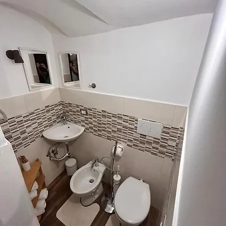 Geometric Blue Casamassima