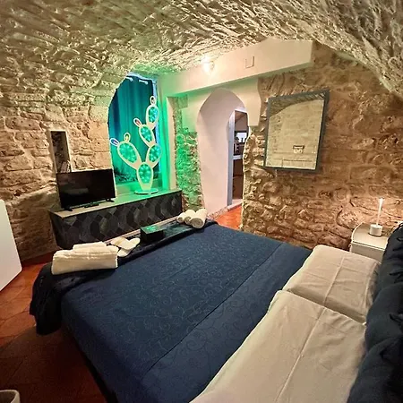 ゲストハウス Geometric Blue カザマッシマ