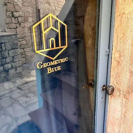 Guest house Geometric Blue